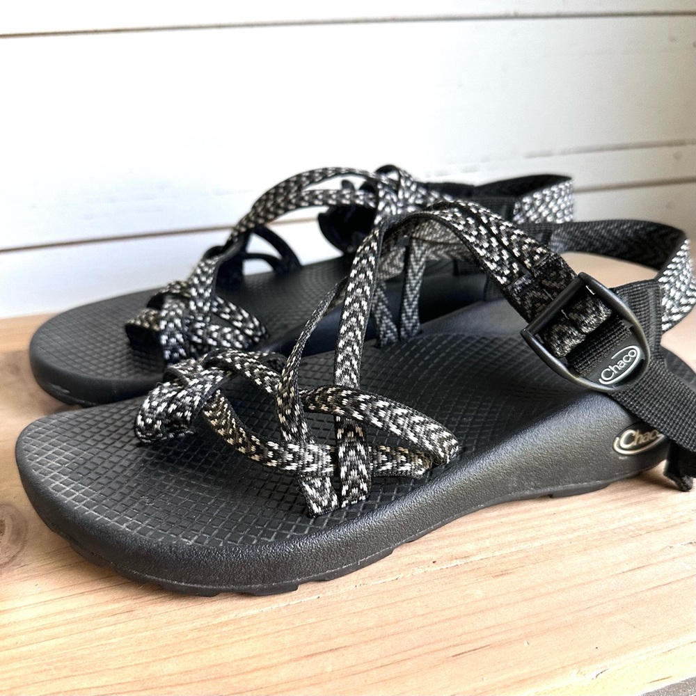 Chaco ZX/2 Dual Strap Classic Athletic Sandal. Black Boost Size 7